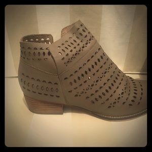 Seychelles olive green leather booties.